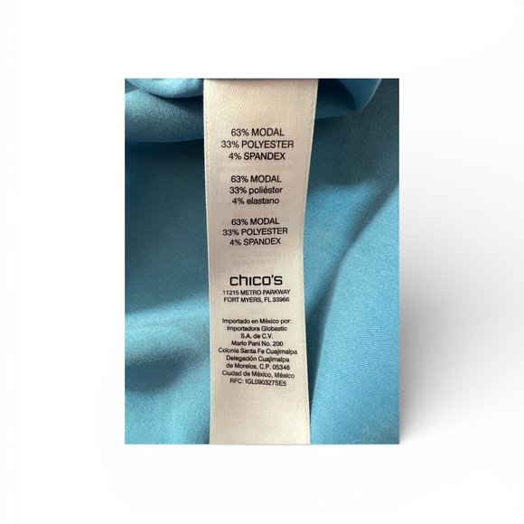 EUC Chico’s classic soft button-down blouse – powder blue – size 0 (S) - Picture 7 of 8